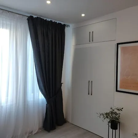 E&a * Durrës